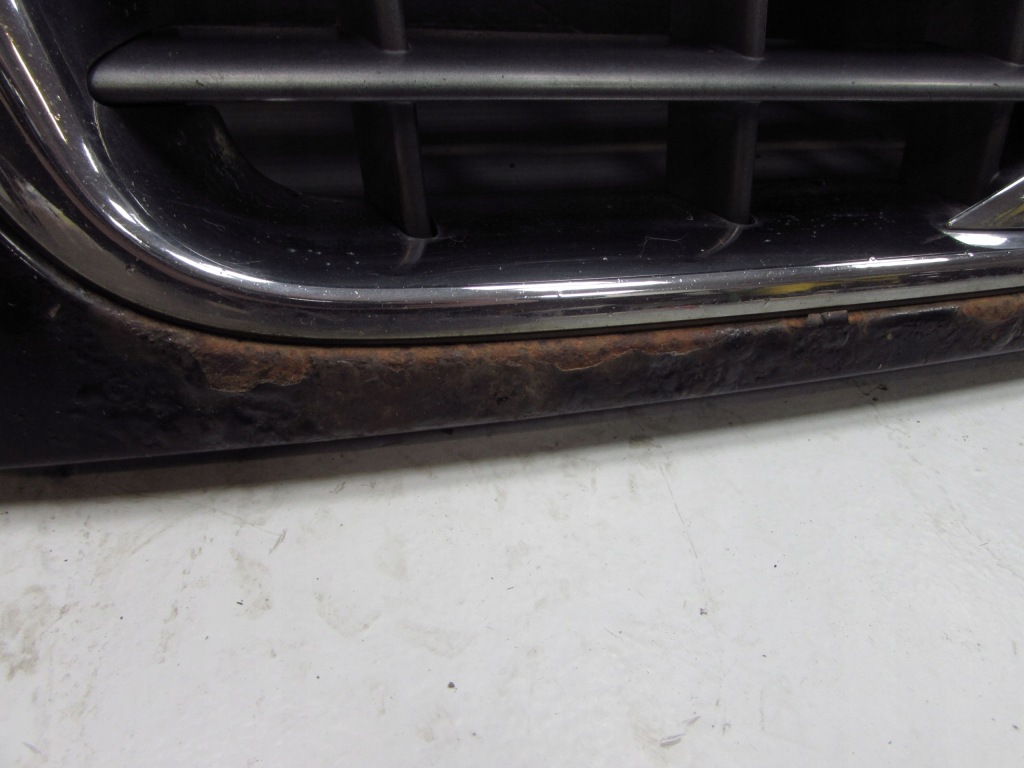 Volvo xc90 02-14 капот кришка двигуна решітка радіатора решітка  487 в Україні