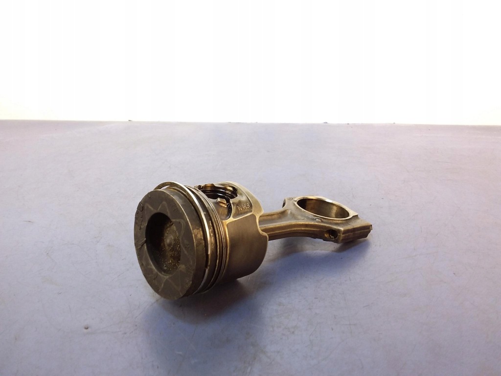 фото №1, Bmw x3 f25 2.0 d поршень шатун n47d20o