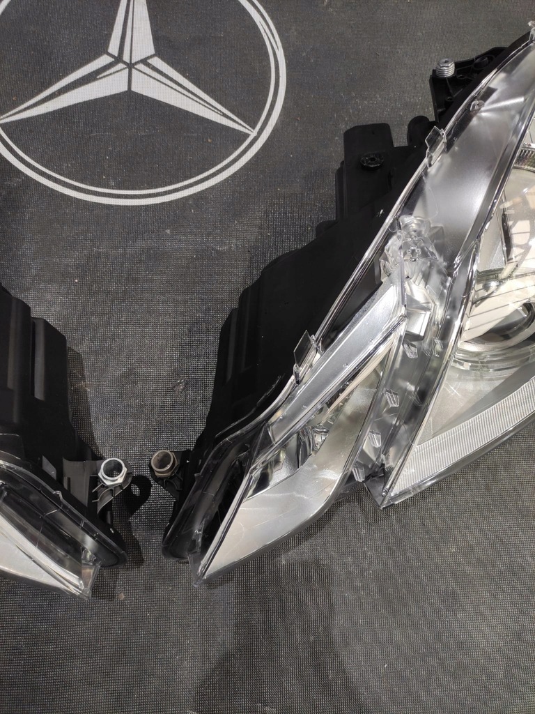 фото №10, Лампы 2 szt mercedes e w207 coupe bi ксенон поворотный