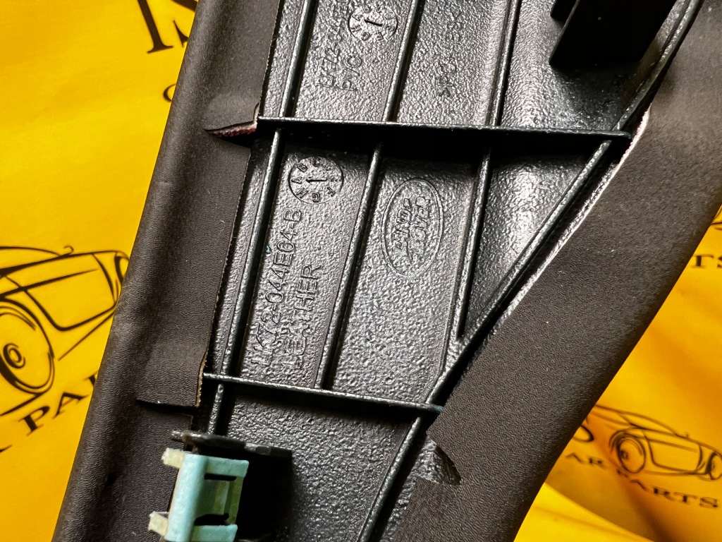 фото №7, Правая защита туннель среднего lr discovery v l550