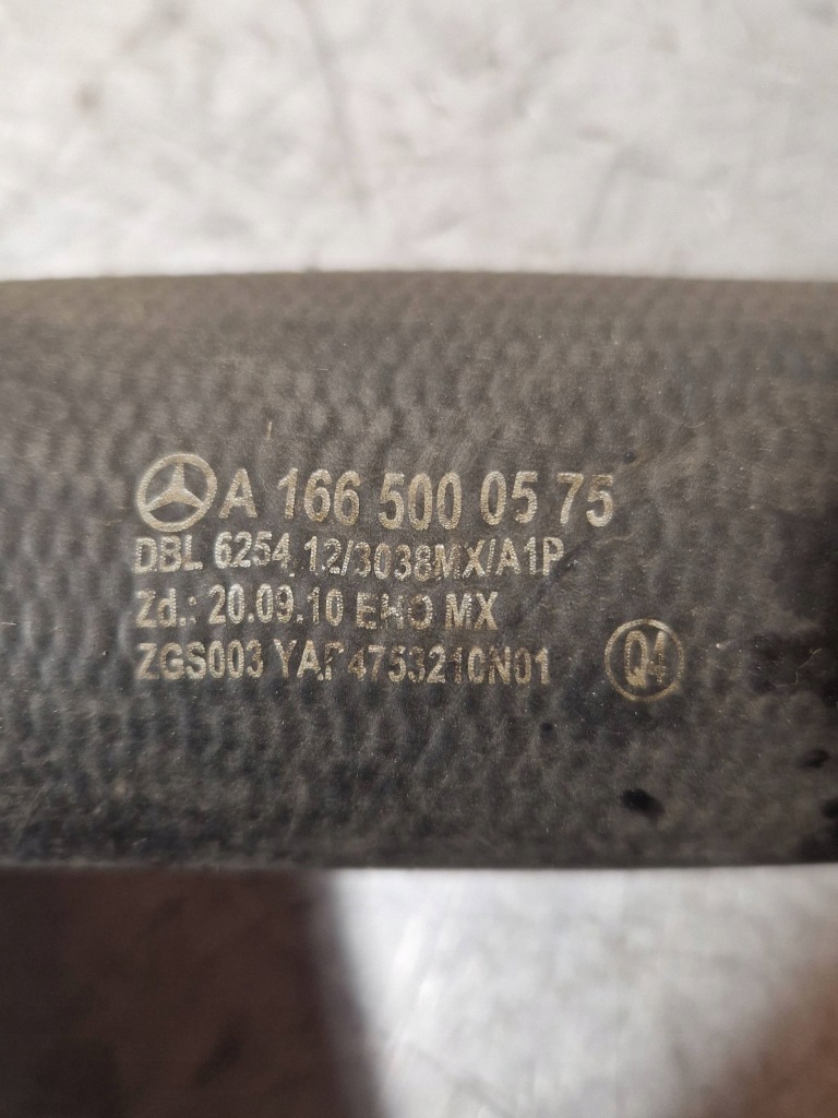 Mercedes-benz gl x166 2016 пабтрубок  / труба интеркулер Доставка