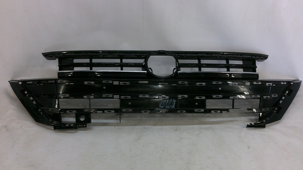 фото №1, Vw arteon lift r-line хром решетка решётка радиатора 3g8853651ar