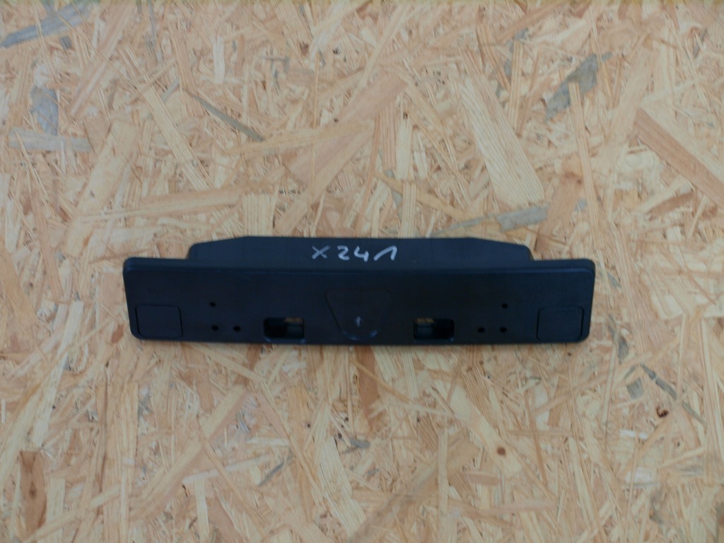 фото №1, Mazda cx-30 підкладка pod номерний знак x241