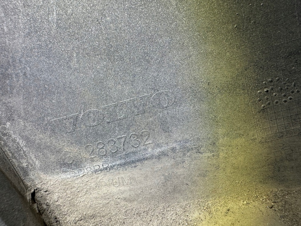 фото №7, Volvo v40 12- бампер передній