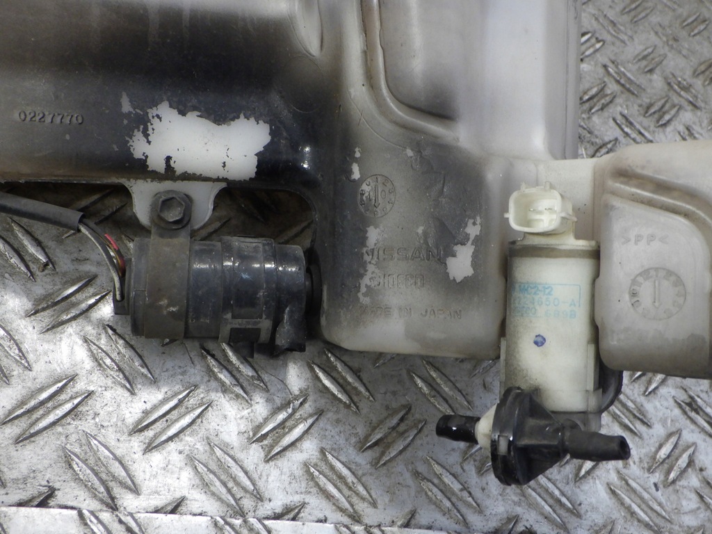 фото №9, Nissan murano бак омивача