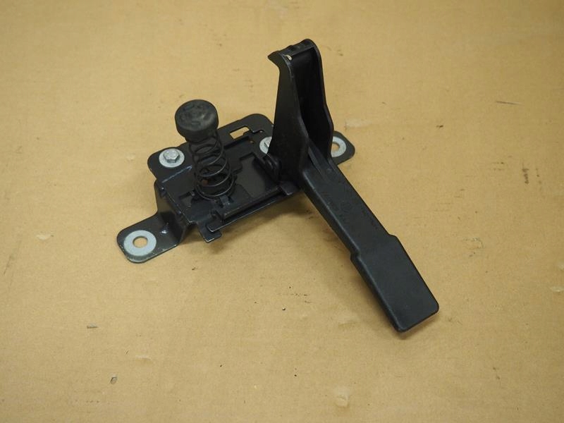 фото №1, Замок засувка капот renault scenic iii 651300006r