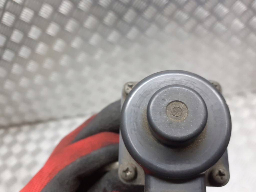 фото №4, Клапан egr mazda 5 2.0 1s7g-30475-ah