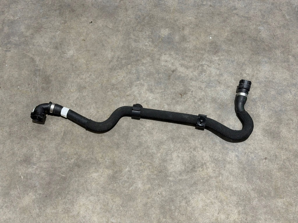 фото №1, Патрубок шланг труба води 9887097 bmw x5 g05 x6 g06 lci
