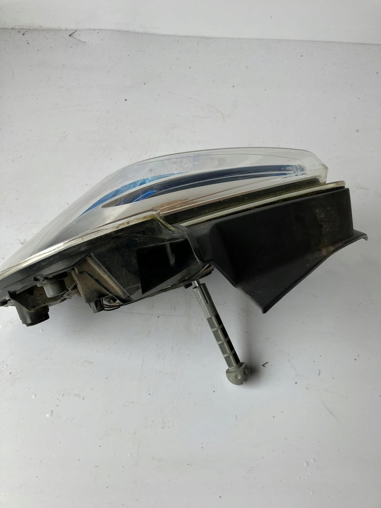 фото №6, Лампа правый задняя renault zoe 265504492r