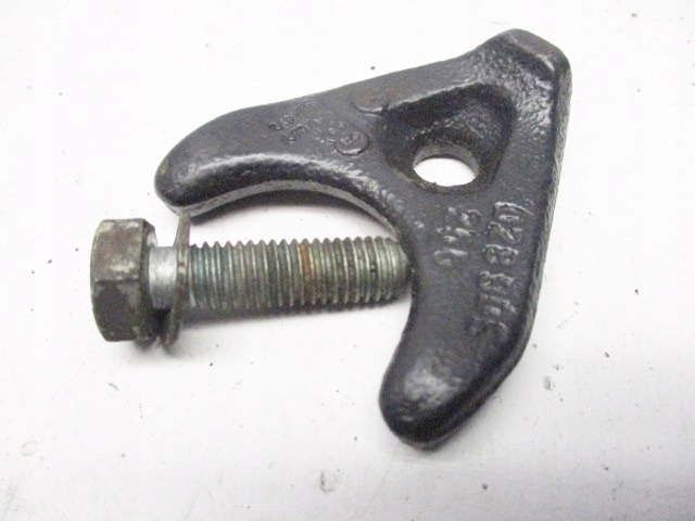 фото №1, Audi a4 b5 крепление кронштейн аппарата зажигания 1.6 8v