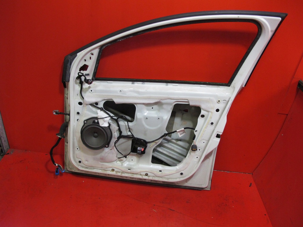 фото №11, Lancia delta 3 iii 08- дверь правое перед vr 296/a