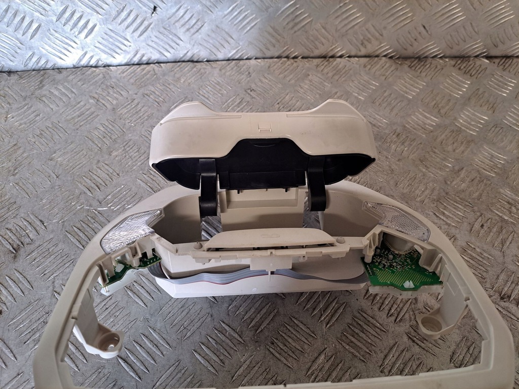 фото №3, Ford kuga mk2 lift 2016-19 r лампа стельовий