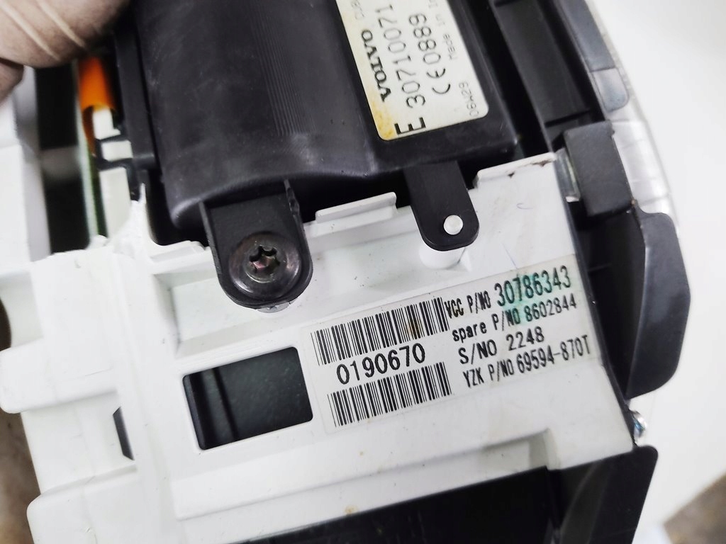 фото №14, Volvo s40 ii 06r счетчик приборы 30710071