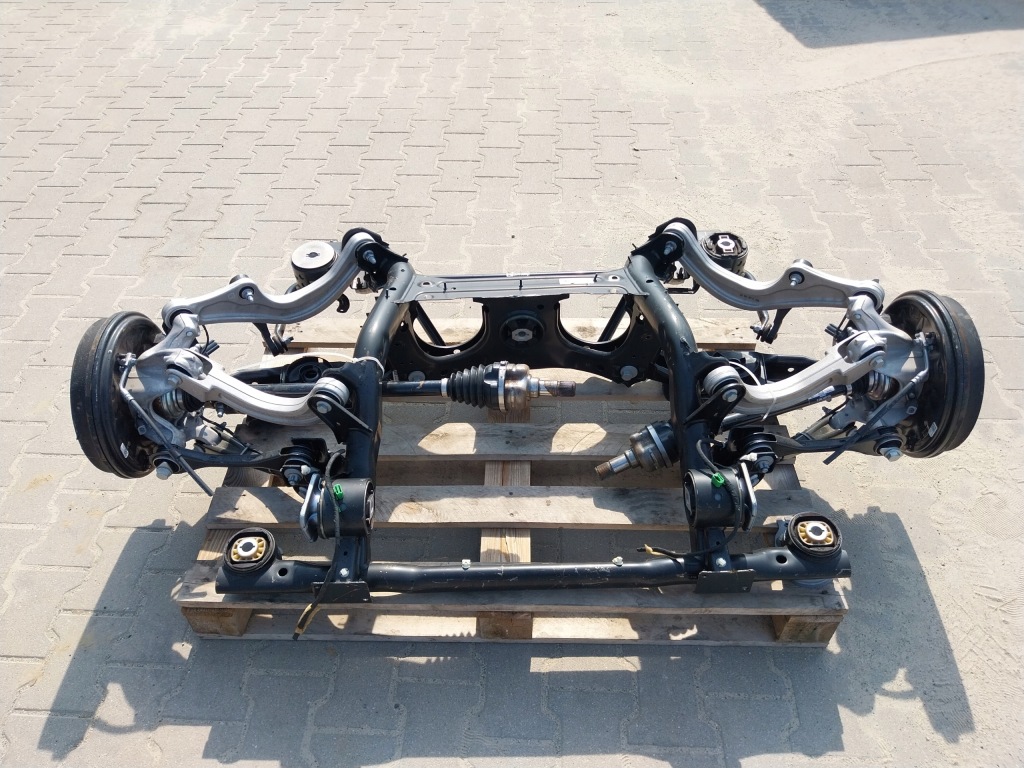 фото №1, Vw id4 id.4 важіль ступиця поворотний кулак правий лівий задня