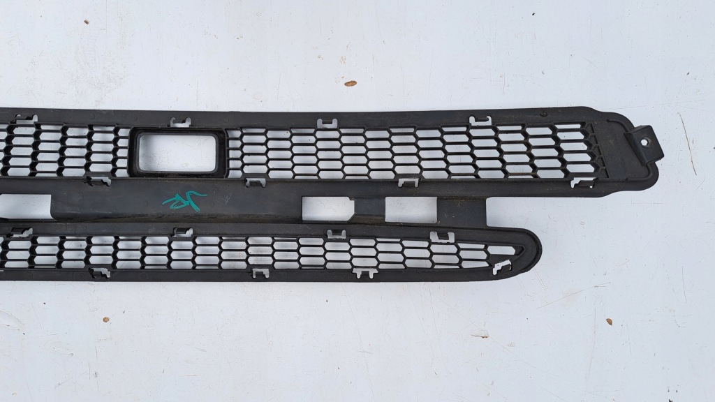 фото №7, Решётка средняя бампера tesla model s 12-16r