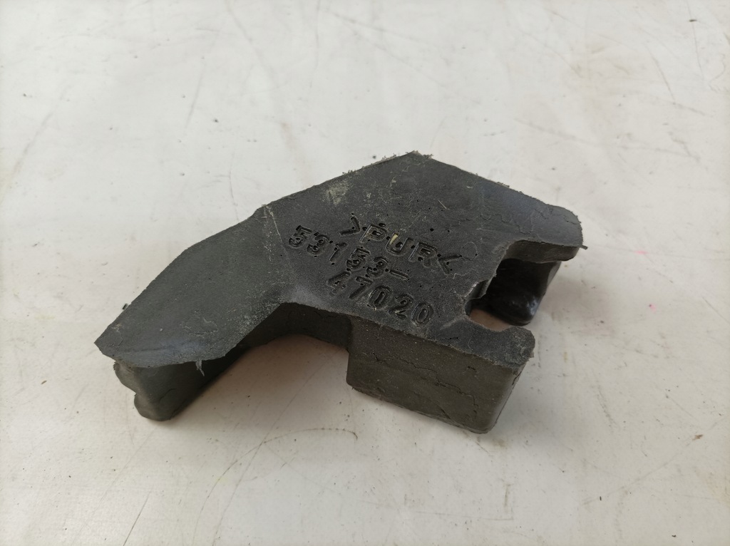 фото №7, Toyota prius iv 15 шумоізоляція ґрати двірники