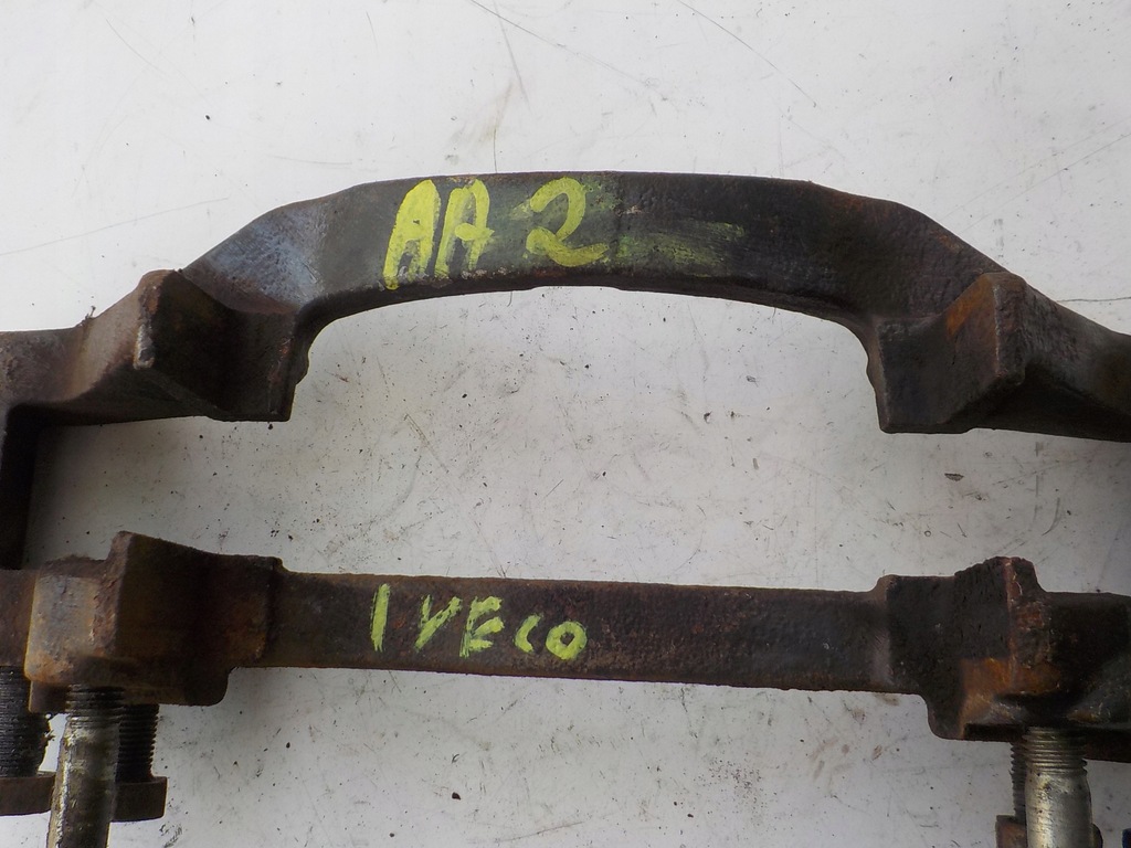 фото №9, Iveco eurocargo 02-15 3.95.9 скоба суппорт задняя задние
