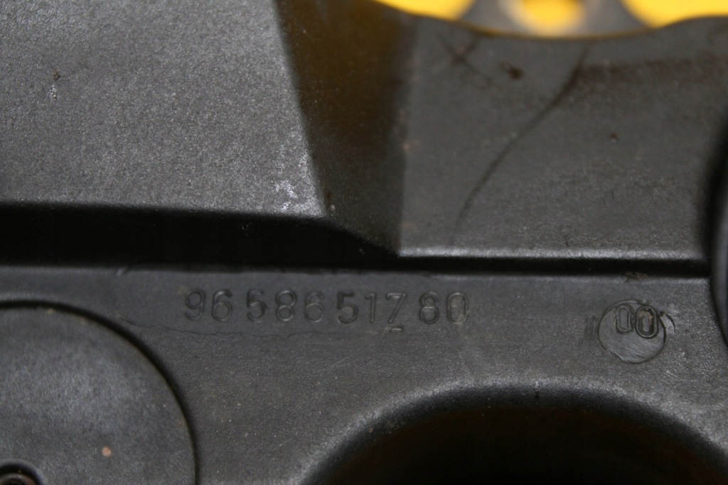 фото №7, Кришка клапанів 9658651780 peugeot 307 1.6 16v