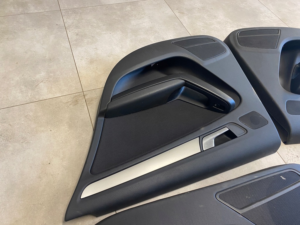 фото №8, Audi a4 b8 kombi обшивки обивка дверь комплект