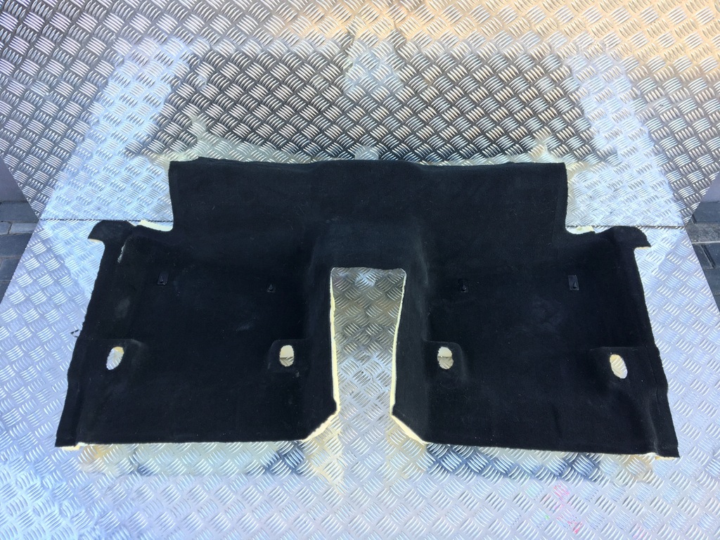 фото №1, Обшивка салону задня jaguar f-pace 16- x761
