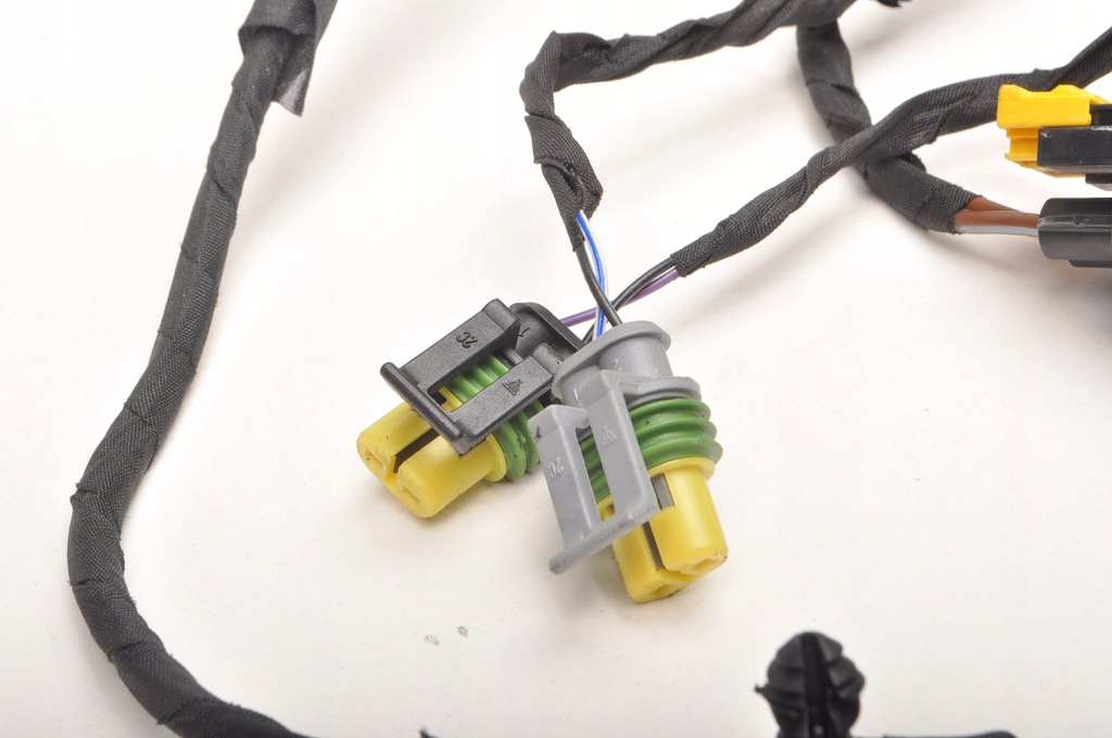 фото №7, Ferrari portofino 3.9 f164 жгут электропроводка дверь левый перед 770944