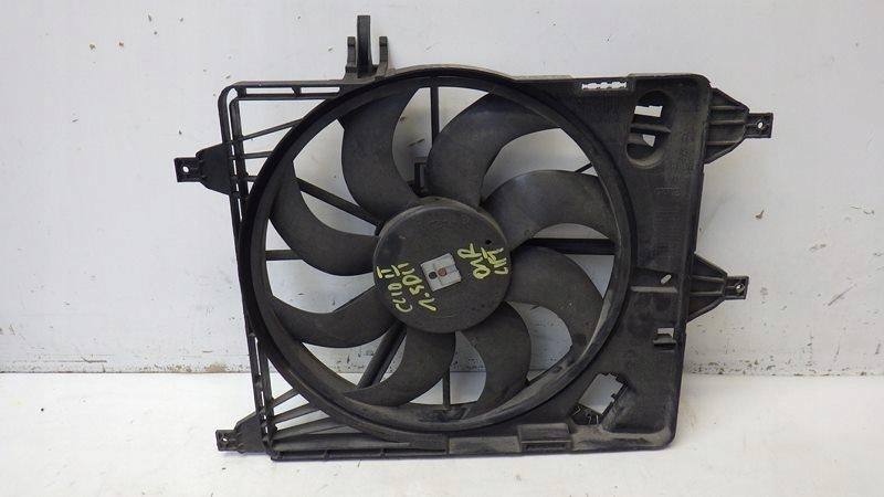 Купити Вентилятор радіатора clio 2 1.5 dci 8200685725