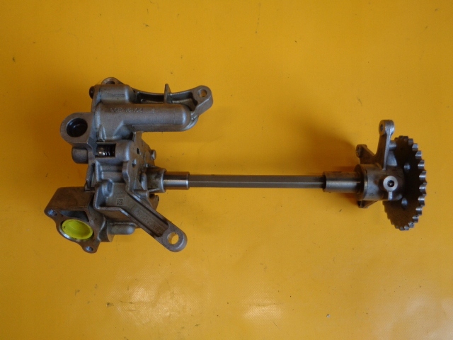 фото №1, Vw audi 3.0tfsi насос оливи + привід