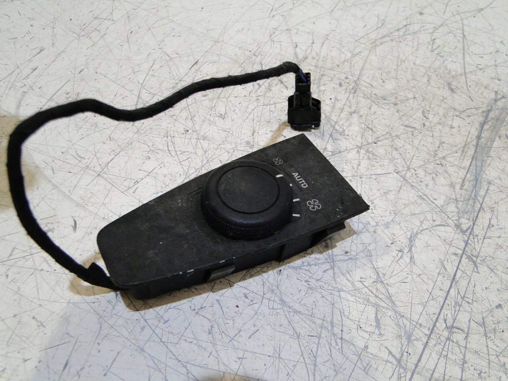 фото №4, Citroen c4 picasso перемикач обдув задня задній