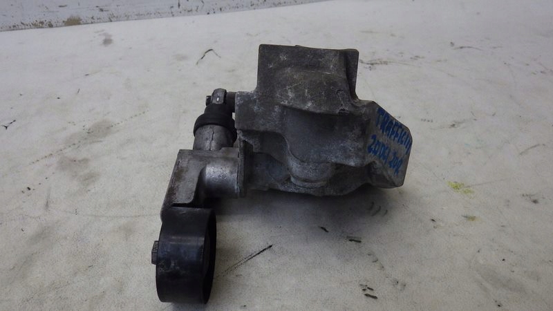 фото №2, Кронштейн основа генератора ролик trafic iii 2.0 dci