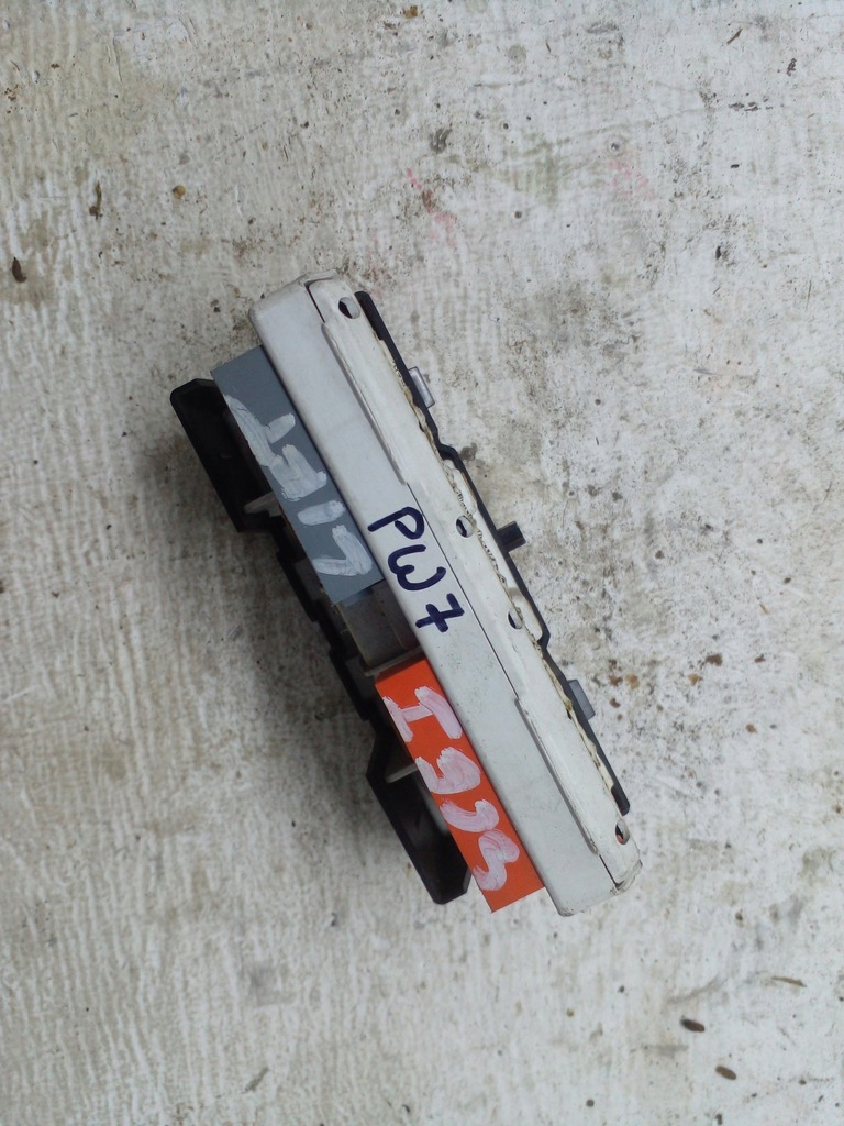 фото №4, Дисплей екран renault scenic i p8200028364a