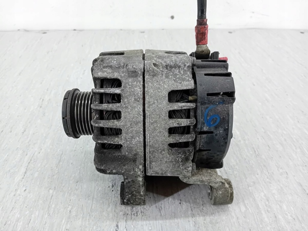 Купити Генератор bmw e91 8507624 fg18s052 2.0 d