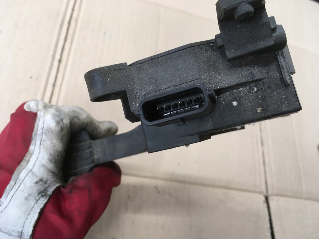 фото №4, Педаль газа потенциометр renault megane iv