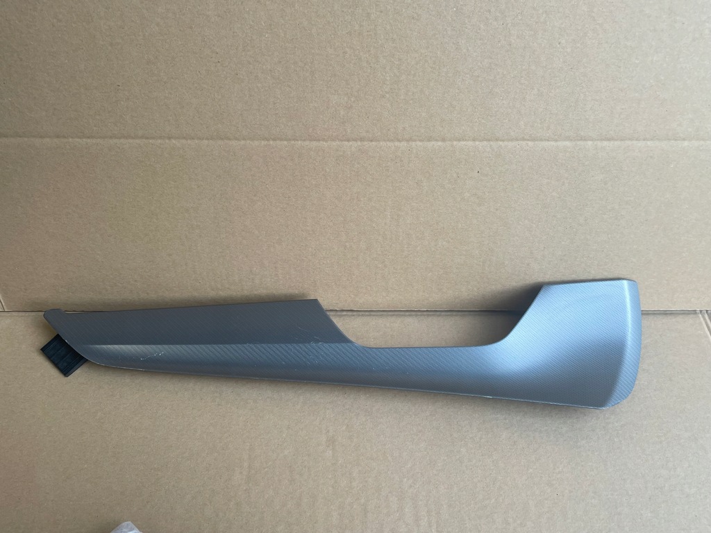 фото №1, Audi a6 c8 ліва молдинг dekor двері перед передня