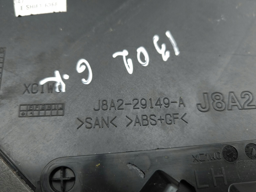 фото №11, Land rover range rover velar 2021 молдинг скло бічний j8a229149a