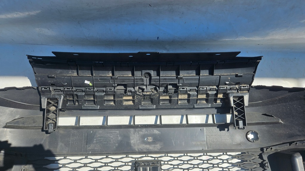 фото №7, Бампер vw caddy v 2k7 20- перед нет крашеный 2k7807221