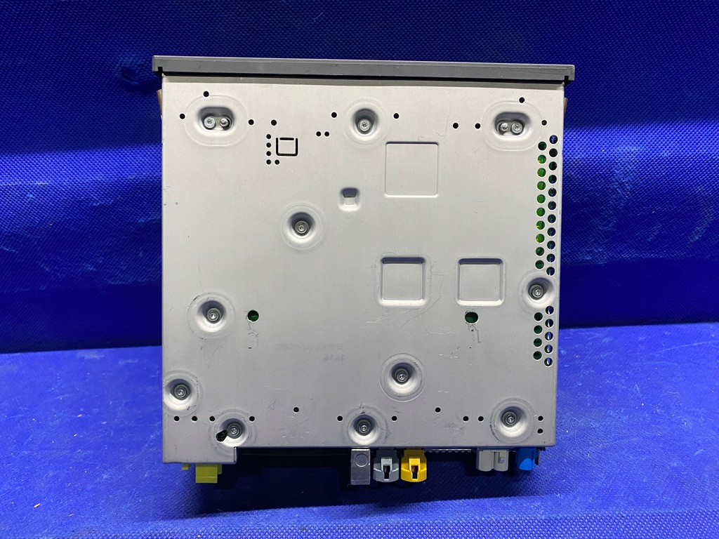 фото №6, Audi s3 8v a3 считыватель навигации мультимедиа mmi gps harman kardon 8v0035047a