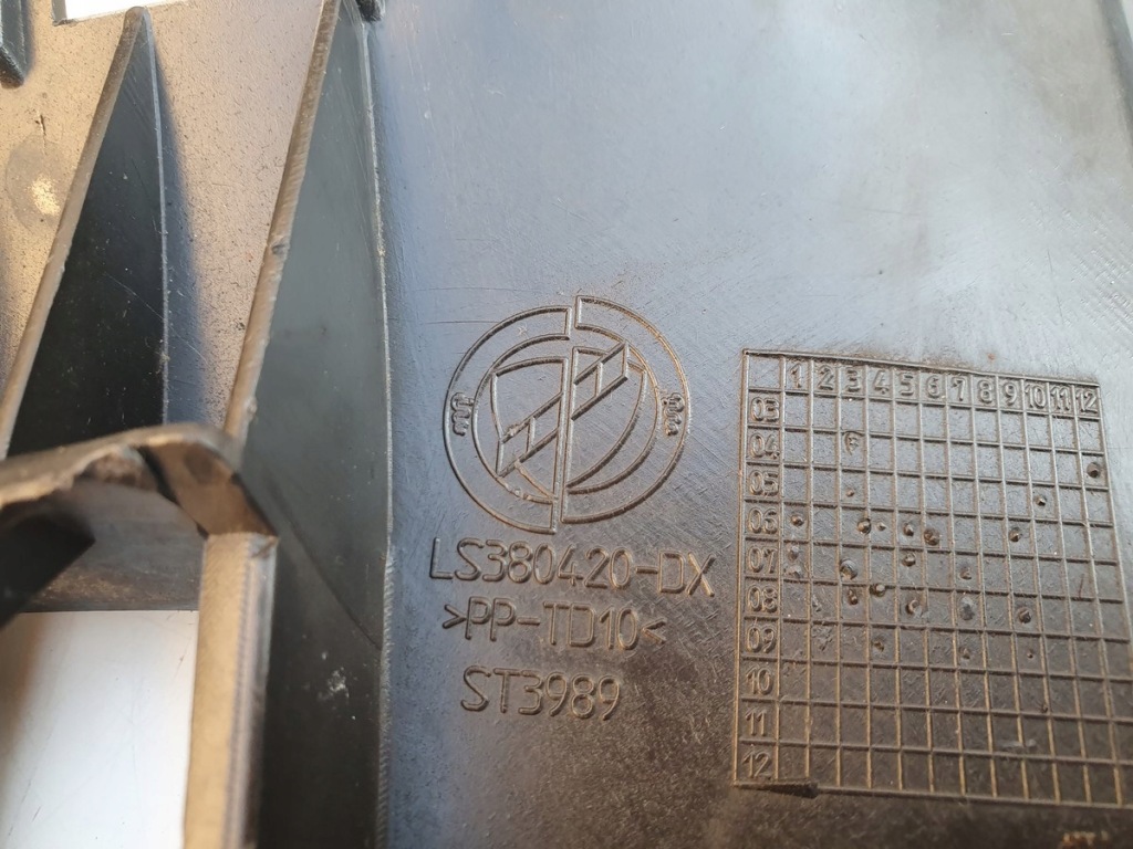 фото №3, Напрямна бампера правий задня alfa romeo 159 05-