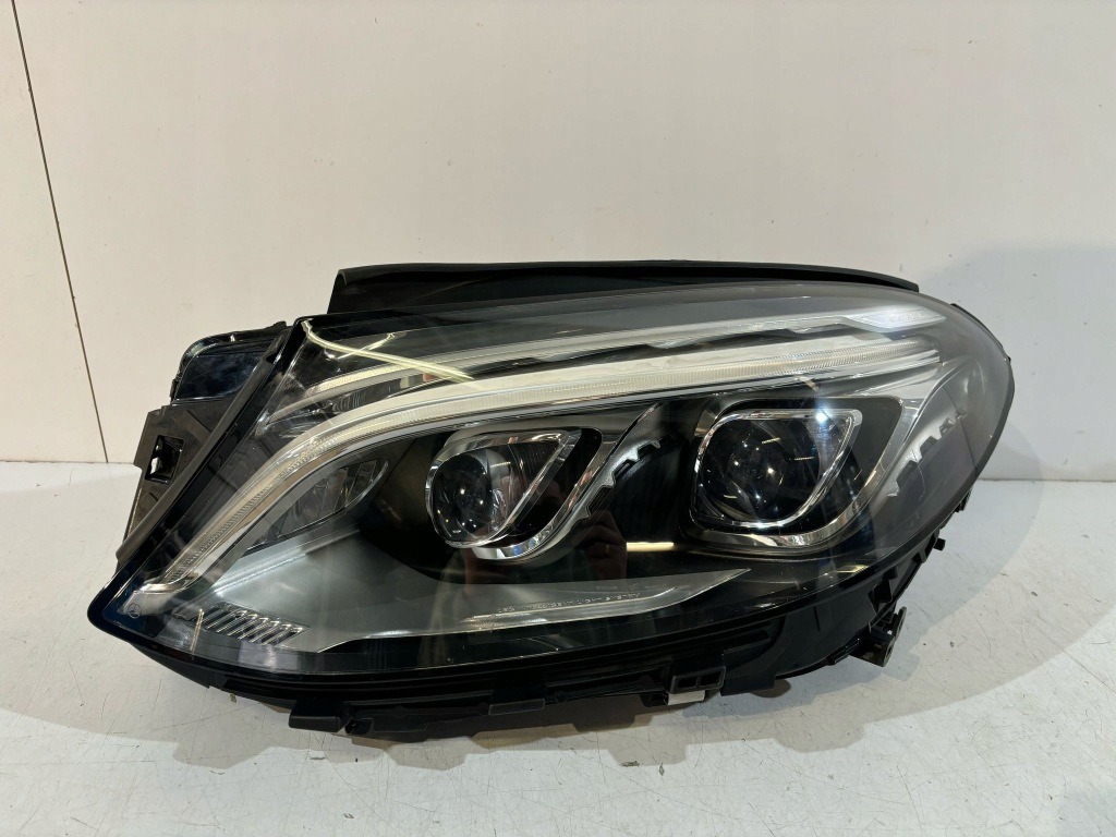 фото №1, Mercedes w166 gle лампа передняя ils левая - 17416