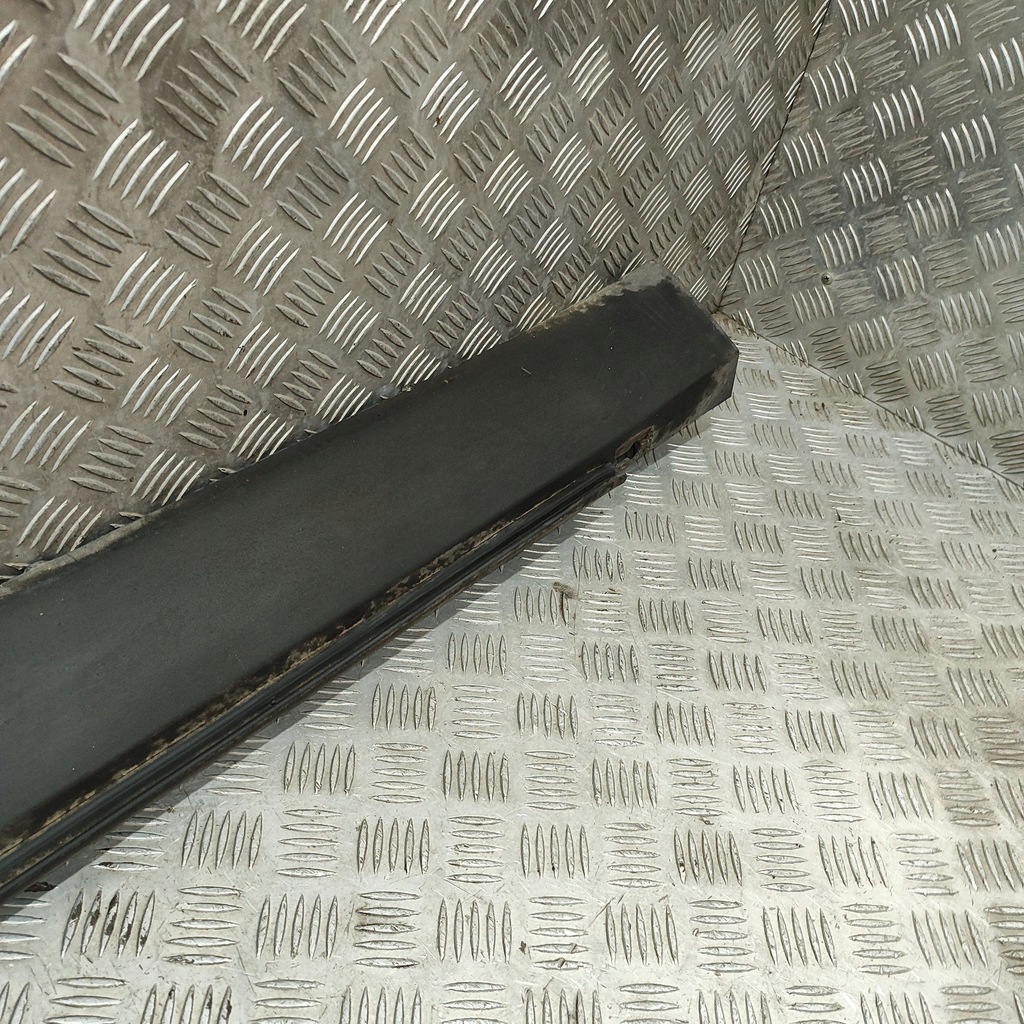 фото №6, Volvo xc60 2023 порог