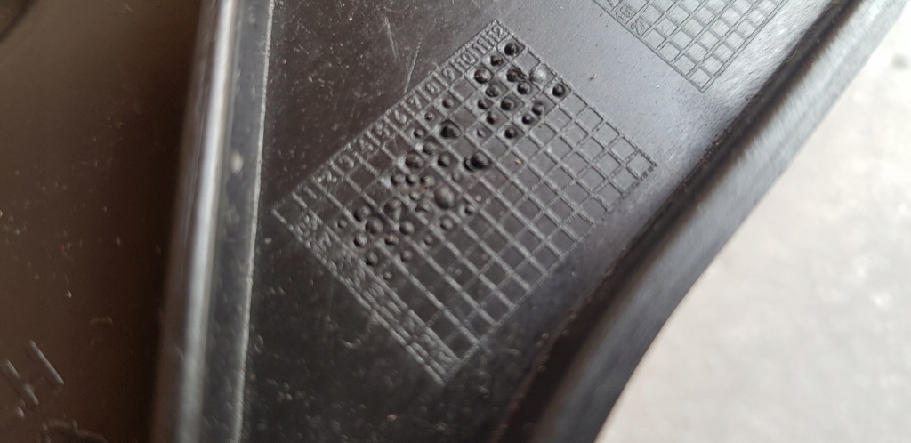 Audi a5 направляющая бампера левый правый задняя Доставка