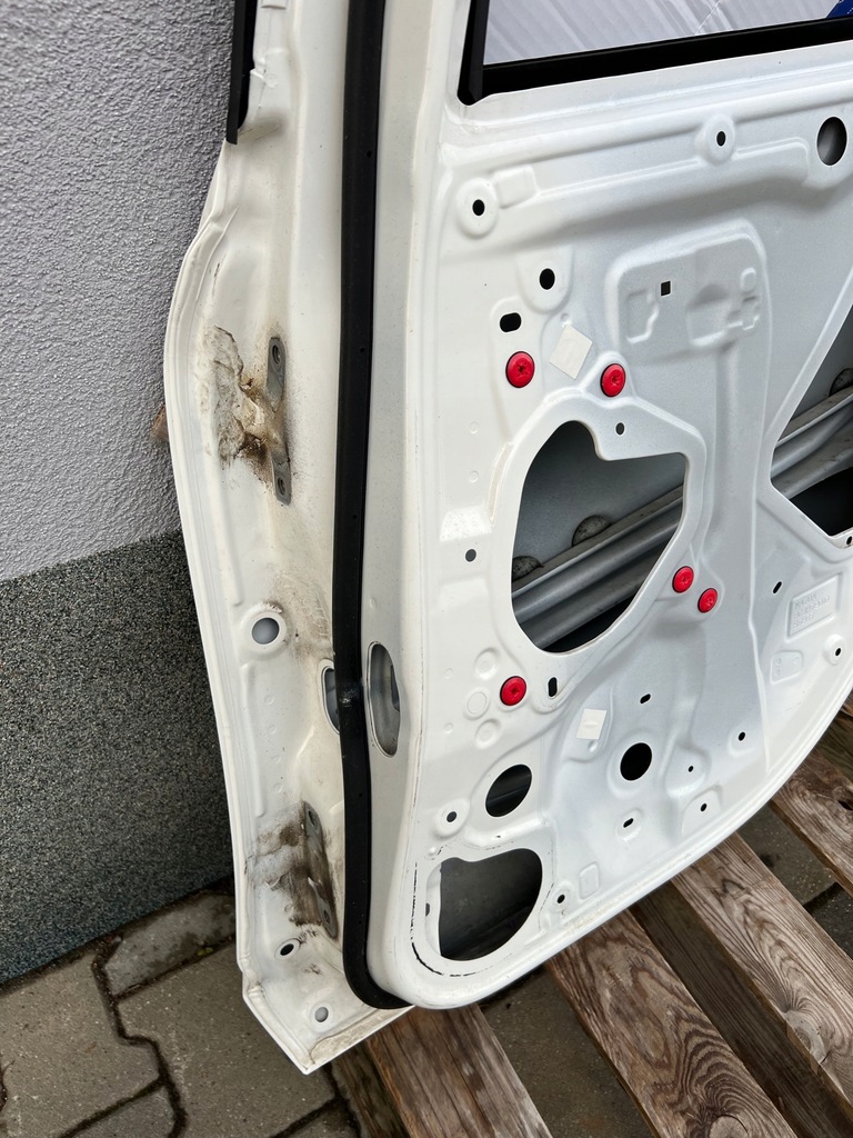 фото №12, Mazda 3 bp дверь правое sedan rok 2022