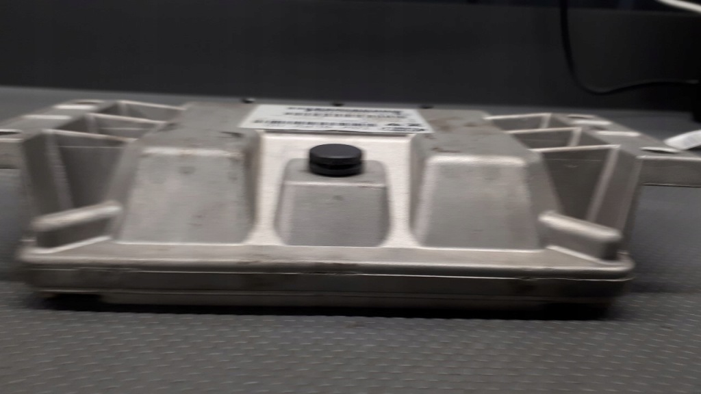 Купить 9656304480 блок управления двигателя citroen c3 1.4 16v