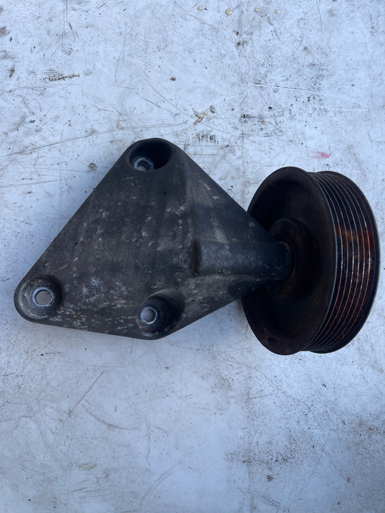 фото №4, Шків кронштейн ролик za klimę nissan atleon cabstar maxity 3.0