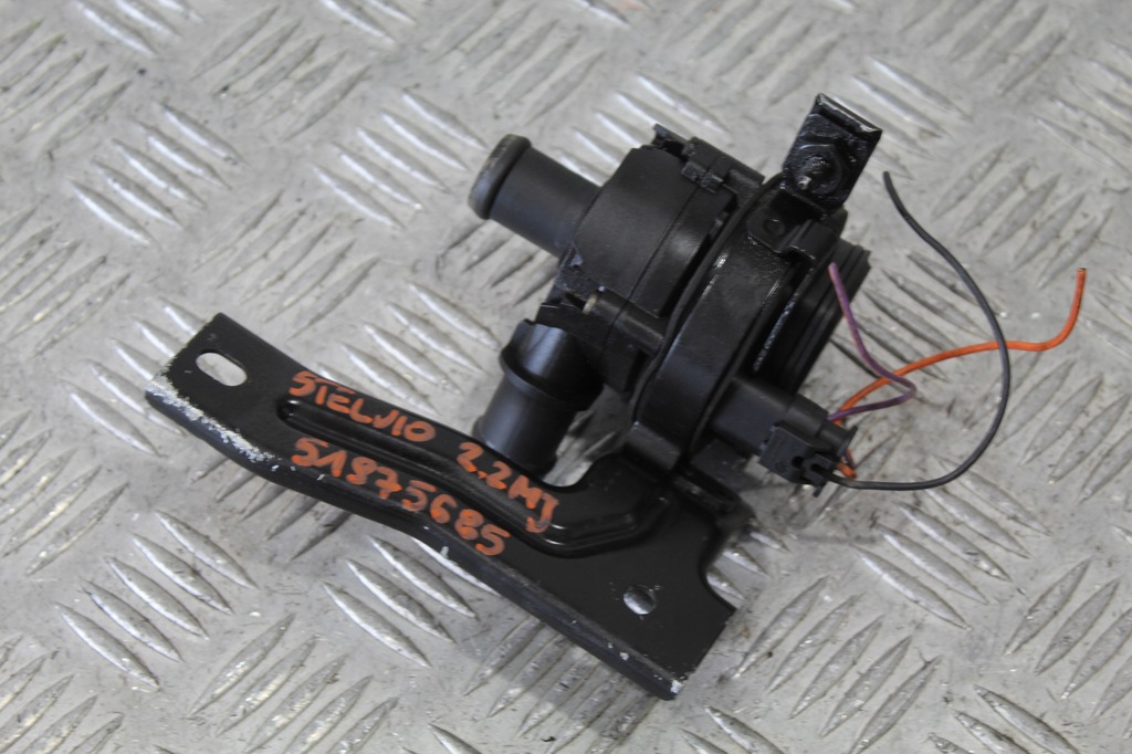 фото №1, Помпа wody alfa romeo stelvio 51975685