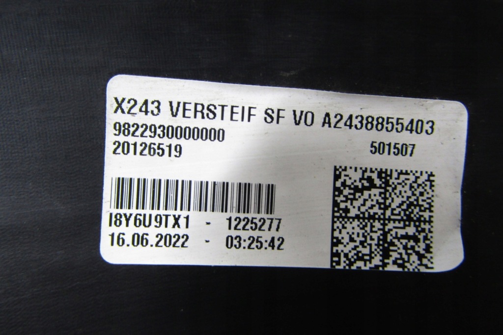 фото №8, Mercedes w243 x243 eqb плита защита pod бампер a2438855403 21-