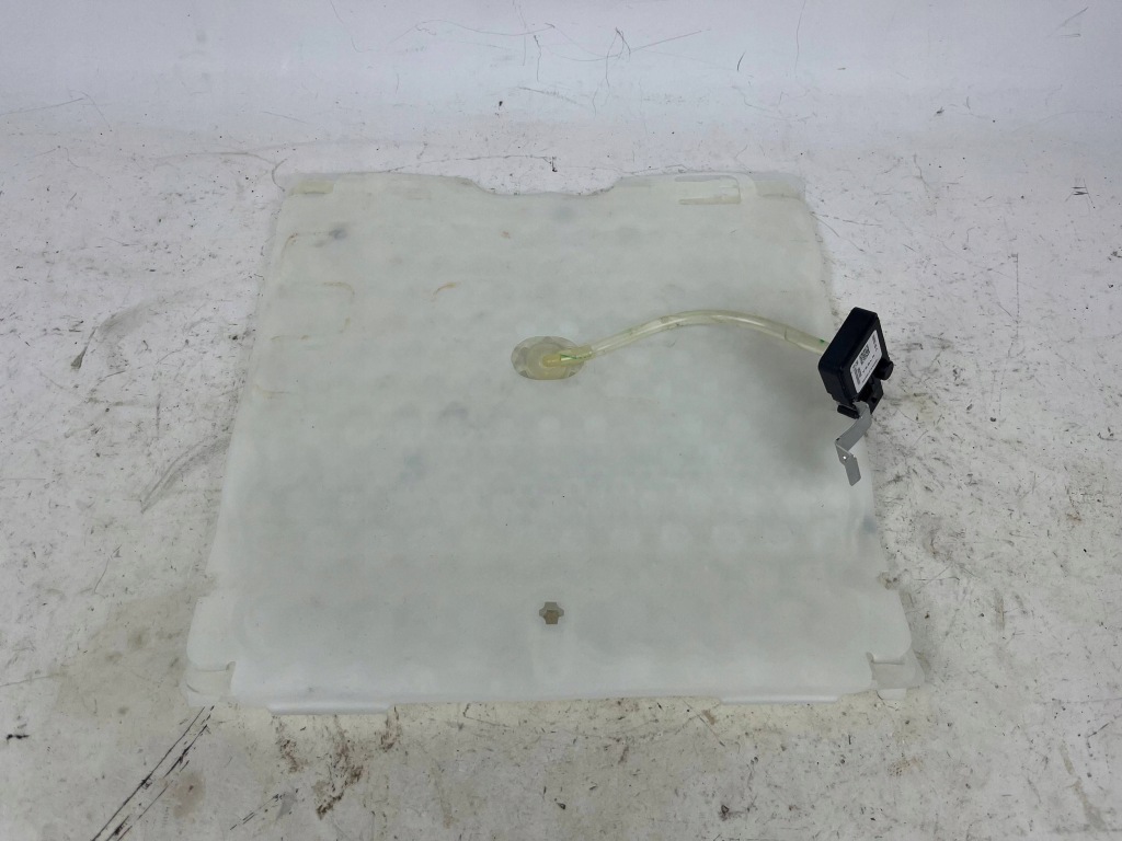 фото №1, Датчик tesla model x 103676300c