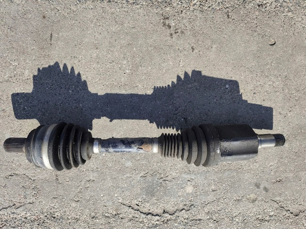 фото №1, Mercedes-benz оригинальный номер a2133300003 приводной вал