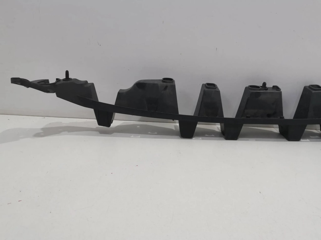 фото №6, Jaguar f-pace oryg напрямна бампера заднього задня hk8317e855ad гарний !!