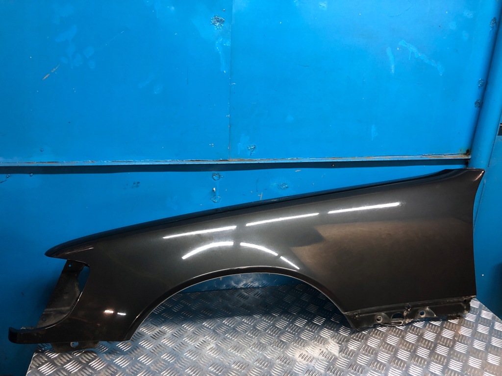 Купити Mercedes s klasa w140 крила лівий перед передній