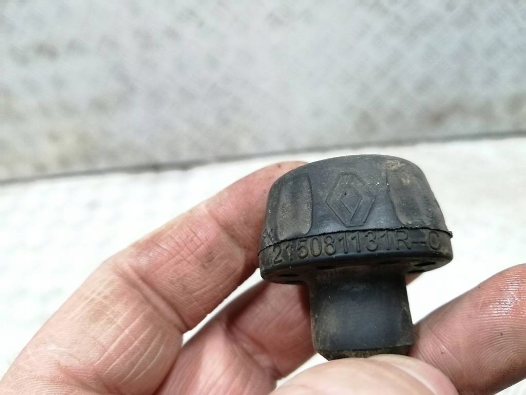 фото №3, Подушка кронштейн радиатора renault clio iv 215081131r